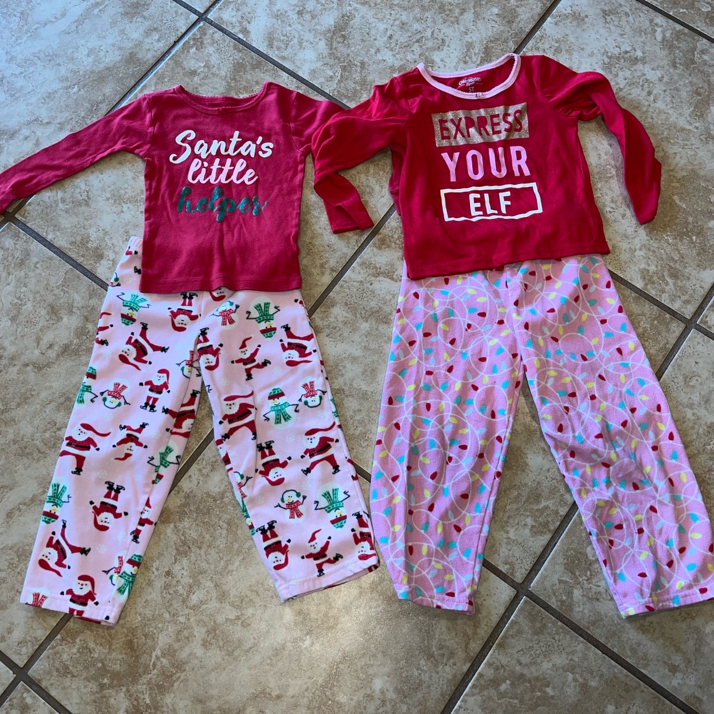 Toddler girls Christmas pajamas (2 sets)